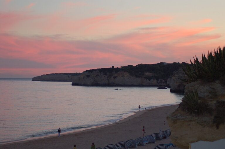 Praia de Armação de Pêra, Algarve. A long sandy shore in front of town.